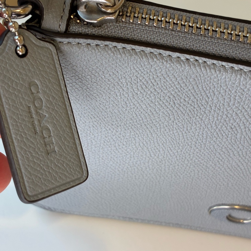 Coach Pouch Bag Sky Blue Leather - Picture 2 of 9